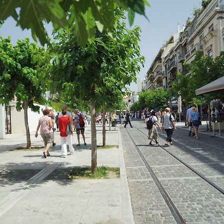 ★ Plaka, Center Of All Greek Legends ★ Athens Luaran gambar