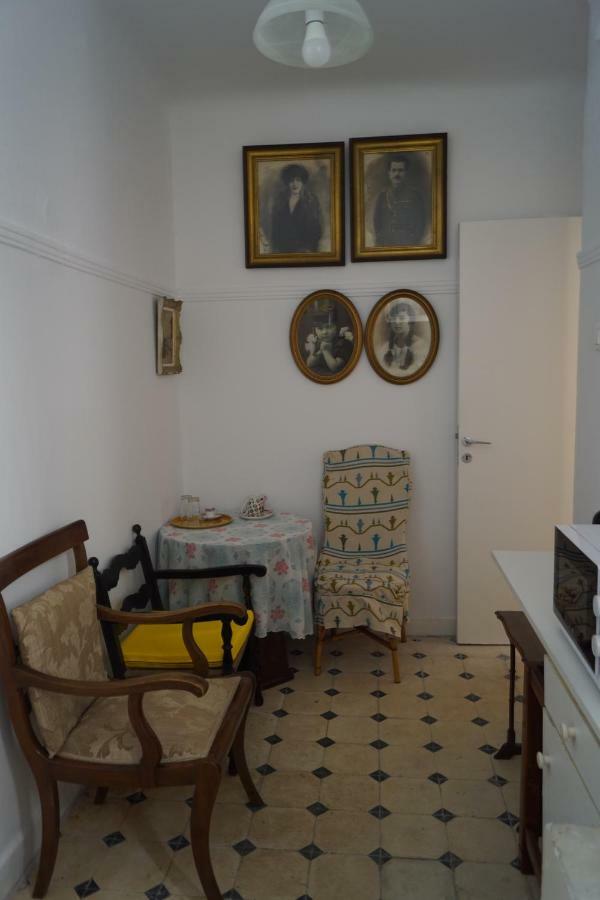 ★ Plaka, Center Of All Greek Legends ★ Athens Luaran gambar