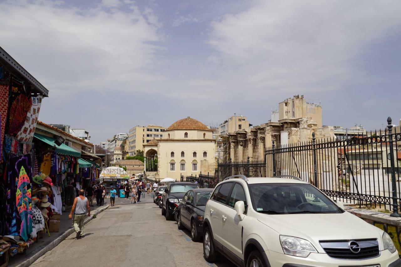 ★ Plaka, Center Of All Greek Legends ★ Athens Luaran gambar