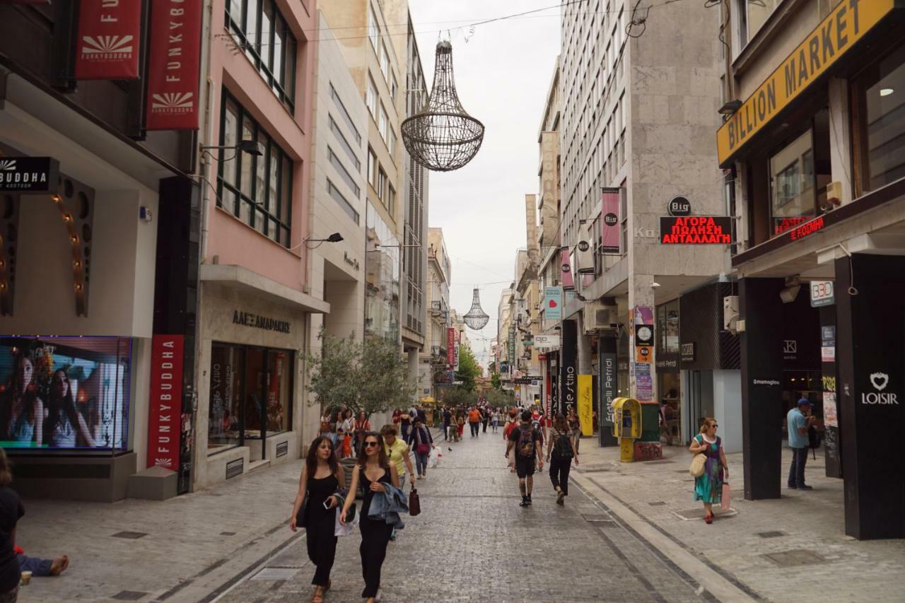 ★ Plaka, Center Of All Greek Legends ★ Athens Luaran gambar
